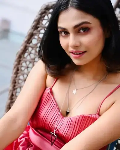 Escort Service Sangla